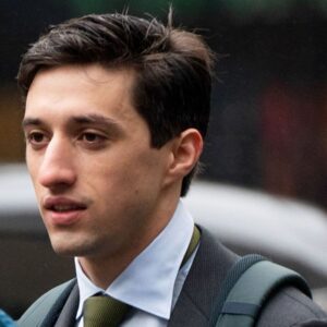 Peraire bueno trial 4 1760508005046 1760508015137.jpg