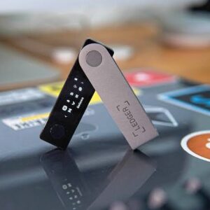 How Hardware Wallets Protect Cryptocurrency Assets.jpg
